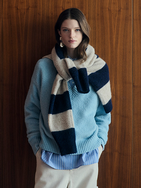 KNITWEAR